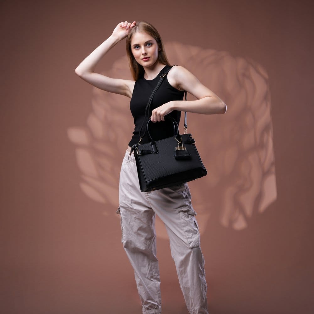 ZP-5 Noir Elegance Lock Handbag