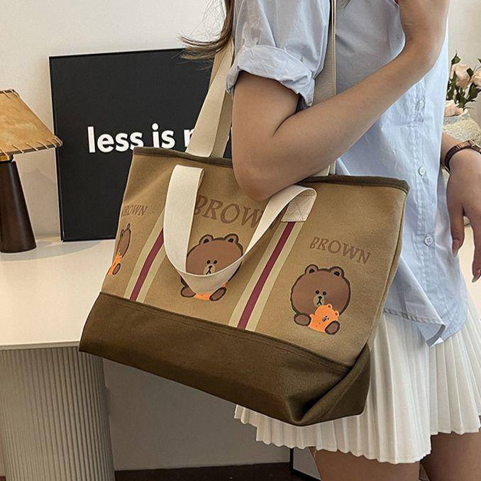 Spacious Women's Tote Bag